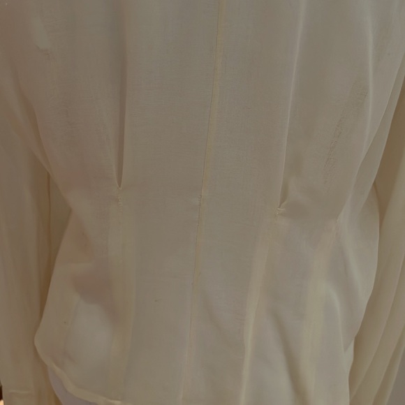 CHANEL Cream Long Sleeve Blouse Size 46 beautiful 88% wool 12% nylon - Picture 8 of 14